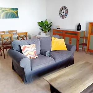 Reina Costa Teguise
