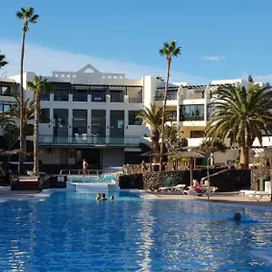 Casa Serafin Primera Linea 40b Costa Teguise